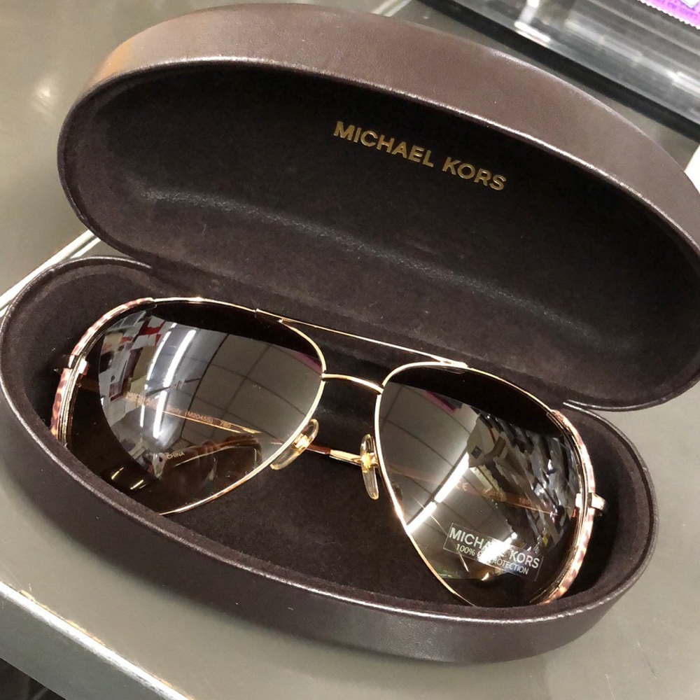 Authentic never worn Michael kors sunglasses